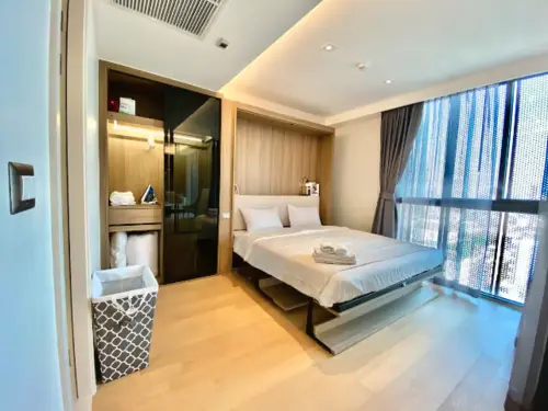 Modern 1BR Apartment
