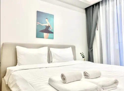 Premium Apartment | Sukhumvit 11 | Pool | Near BTS Nana & Asok